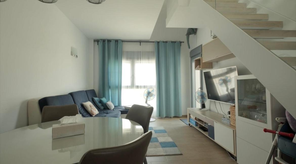 Apartamento Villa Amalia Torrevieja Luaran gambar